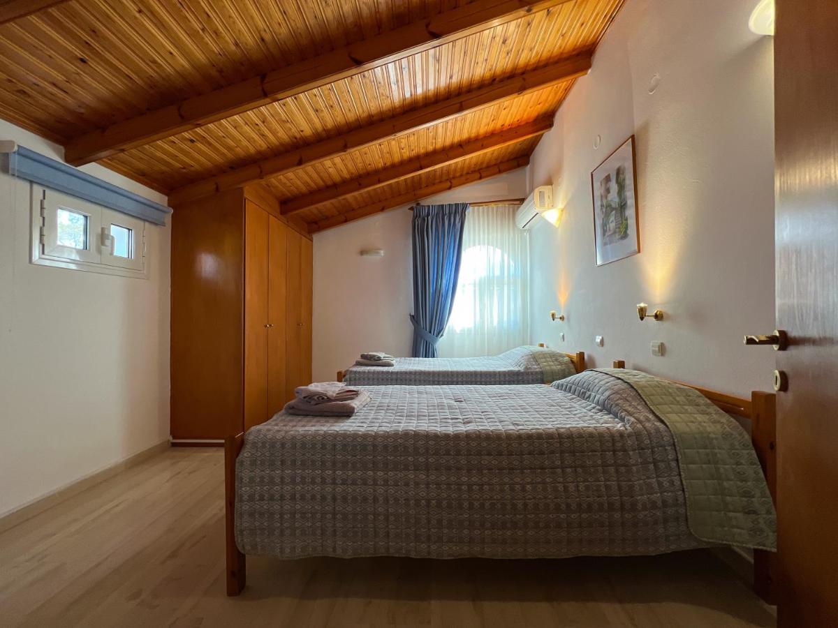 Anemone Apartment Pelekas Exterior photo
